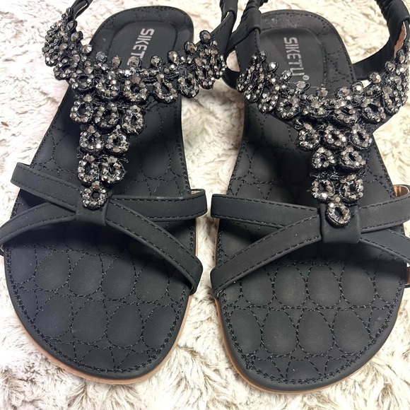 Siketu Beaded Embellished Women’s Sandals with Cushioned Footbed 
Size 10 - Picture 2 of 6